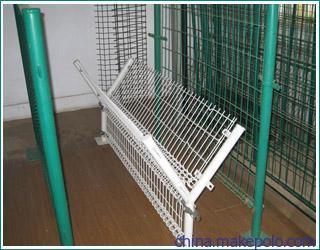 【供應(yīng)絡(luò)樂(lè)優(yōu)質(zhì)雙圈護(hù)欄網(wǎng)】?jī)r(jià)格,廠家,圖片,護(hù)欄/圍欄/欄桿,安平縣絡(luò)樂(lè)金屬絲網(wǎng)制品-